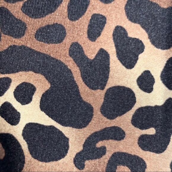 BCBGMaxazria 100% silk animal print sleeveless knee length shift dress size XS - Picture 3 of 7